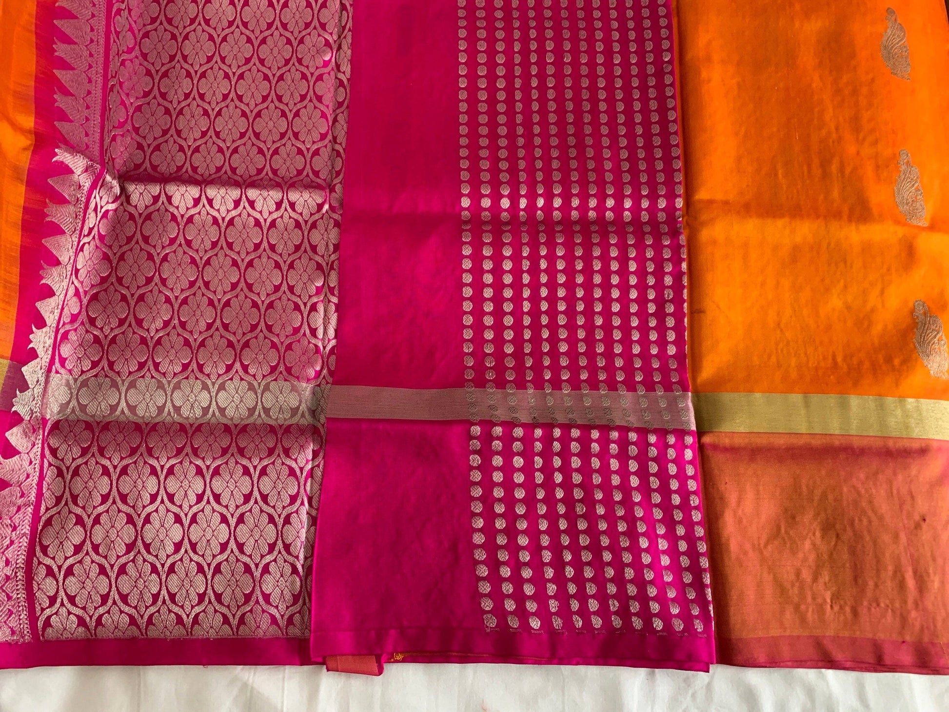 Orange, Magenta handloom Pure Venkatagiri saree with Peacock Motifs| Blouse Fabric | Ethnic Wear | Designer Wear | SumasEthnicWear