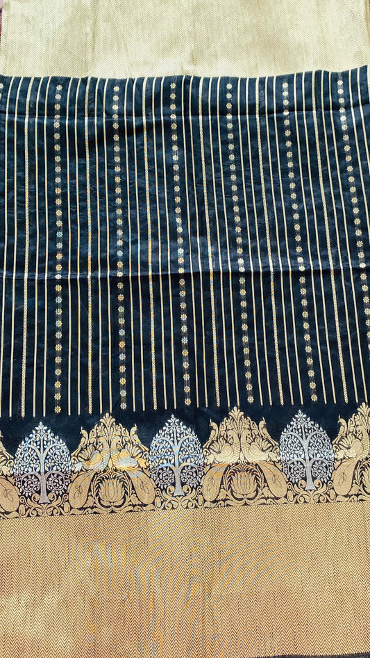 Classic Black and Gold combo Soft Silk Saree | Size 36/42 blouse | Ethnic Wear | SumasEthnicWear