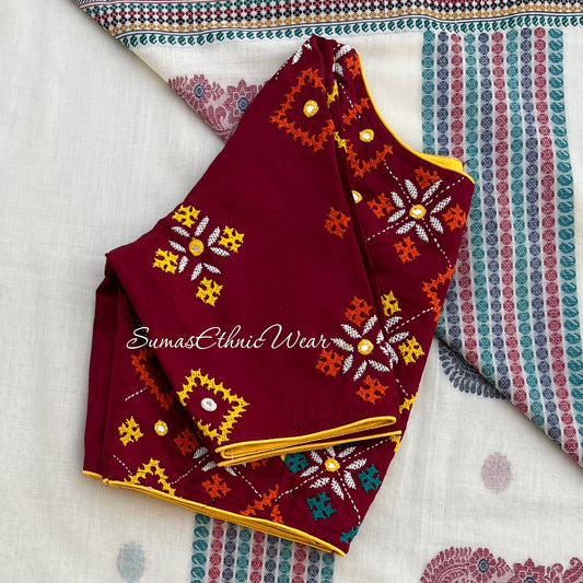 White handloom Saree | ReadyMade Blouse Size 36/42